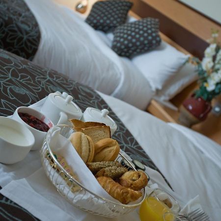 Ard Ri House Hotel Tuam Ngoại thất bức ảnh