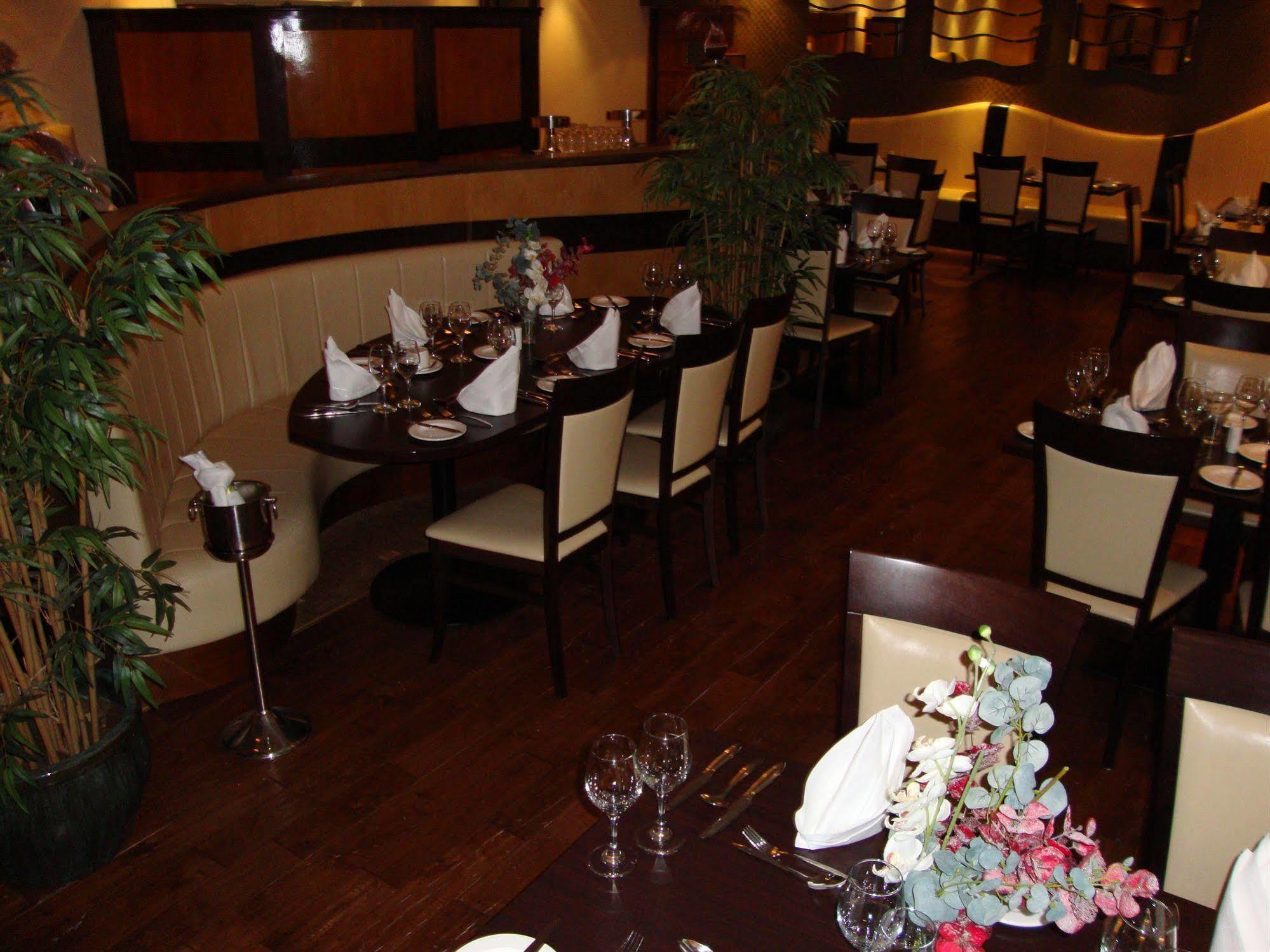 Ard Ri House Hotel Tuam Ngoại thất bức ảnh