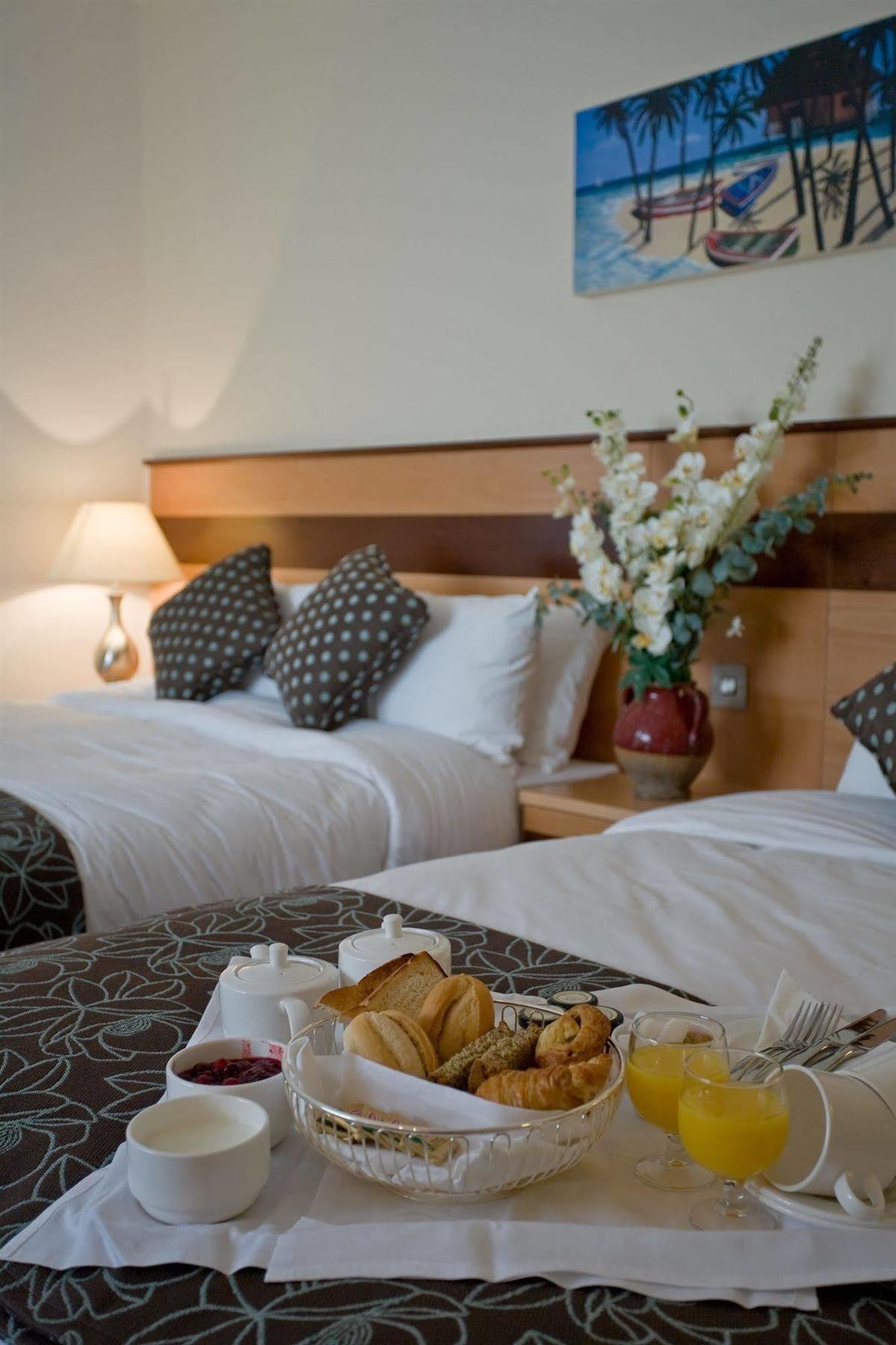 Ard Ri House Hotel Tuam Ngoại thất bức ảnh
